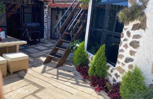 CASA MARA Casa Rural con terraza, barbacoa y vistas al Teide - Foto 1