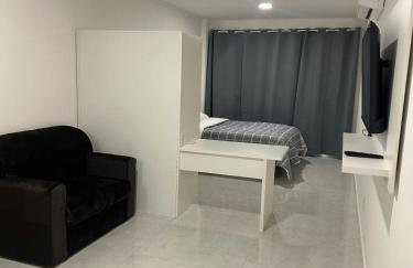 Loft um dormitório completo ao lado do consulado americano - Foto 3