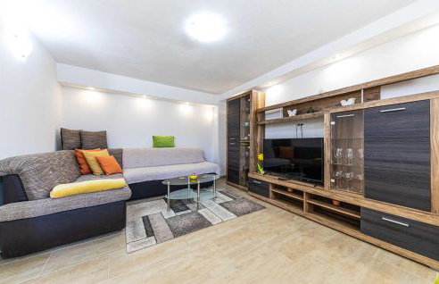 Amazing Home In Prgomet With Wifi - Foto 24