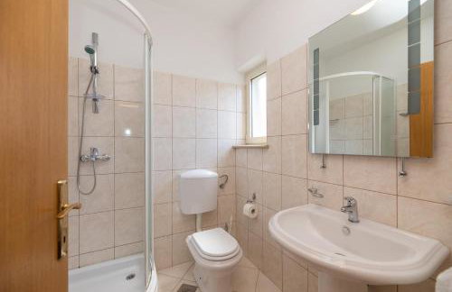 APARTMENTS4YOU SUPETAR 1,2,3&4 -the BEST and MOST POPULAR apartments for DISCOVERING the island - free parking - 200 meters from the beach - Foto 17