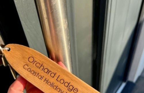 Orchard Lodge-Coastal Retreat, newly built hideaway with village views and private terrace - Foto 11