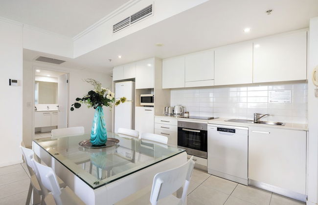 Ocean Pacific Broadbeach - Photo 25