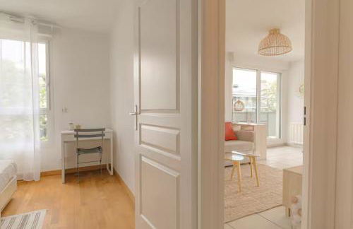 Superbe 2 pièces terrasse à 400 m du métro - Foto 15