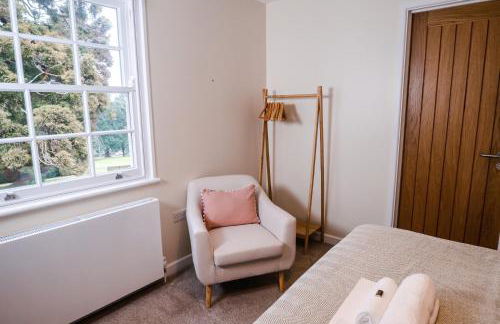 Epiphany House - Photo 10