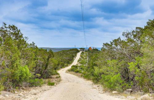 Scenic Leakey Vacation Rental with Private Patio! - Foto 28