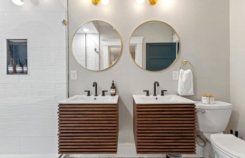 2 Hot Tubs/Private Bar/ Pickleball & Basketball Ct - Foto 80