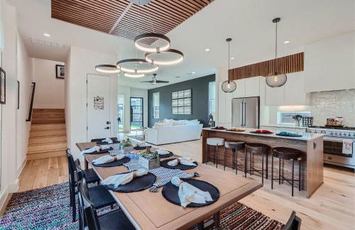 Dip into the 512! Custom Built w/Pool Blocks to DT - Foto 13