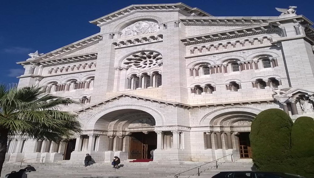 Visit Italian Market, Menton and La Turbie Tour - Photo 2