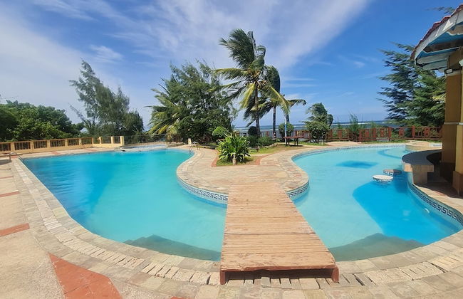 Cool Breeze Beachfront Apartments - Foto 24