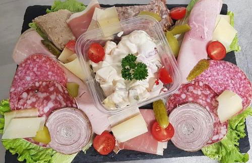 Au domaine des anges, 3 gîtes luxueux avec Jacuzzi privatif, sauna, mini-piscine, piscine extérieure chauffée en saison - Foto 15