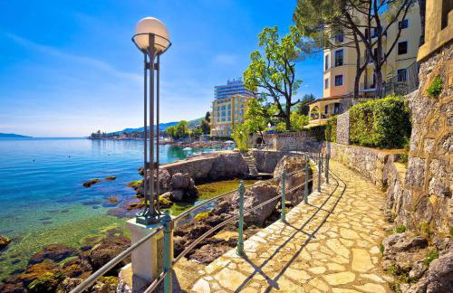 Chic Spacious Apartment Surrounded by Nature Near Opatija - Foto 30