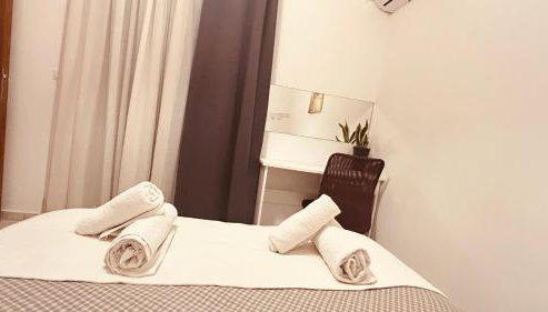 Elva Creta - Photo 2