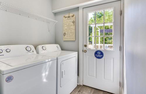 High Point Vacation Rental with Private Deck and Yard! - Foto 23