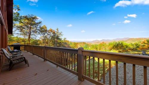 Beautiful 4BR Mountain View Cabin A Retreat for Everyone - Foto 2