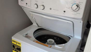 4 mi to Jack Thrice Stadium + hot tub - Foto 5