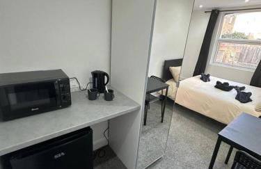 Chelsea Football Club close by - Foto 7