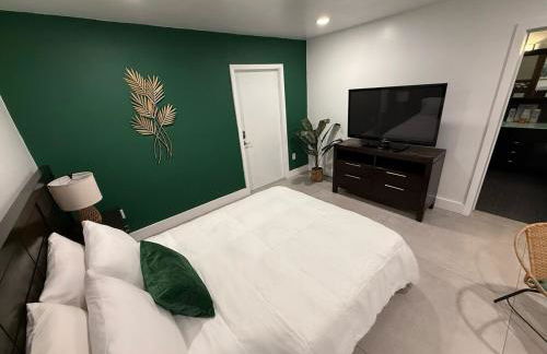 The Miami Tropic Suite - Private Stay with Free Parking in the Heart of Miami - Foto 9