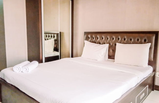 Comfortable Studio Room near Airport at Skylounge Tamansari Apartment - Foto 1