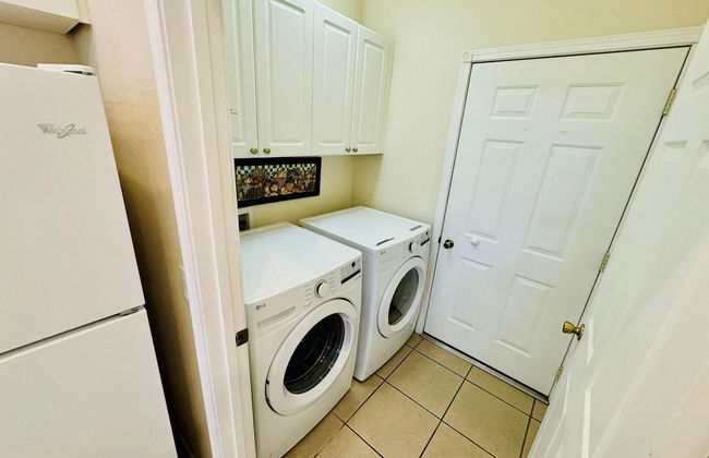 4/3 Vacation Home With Private Pool Located at Formosa Gardens!! - Foto 19