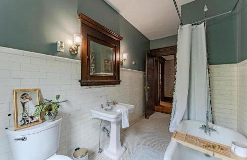 Akrons Werner House Historic 4 Bedroom Luxury - Foto 38