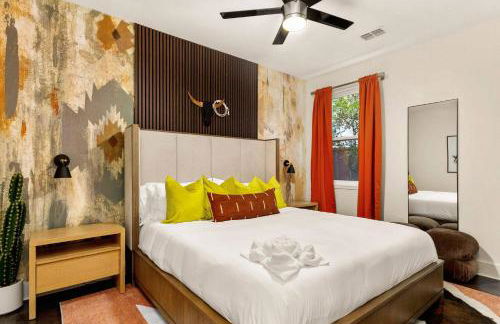 SoCo Cowgirl: Pool, Putt, Karaoke, Spa, 2mi to DT - Foto 45