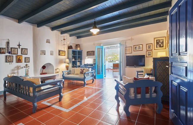 Kerame Studios - Photo 5