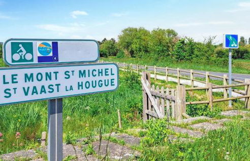 Cozy Home In Quettehou With Wifi - Foto 34