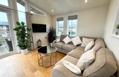 2 Bedroom Log Cabin - Photo 3