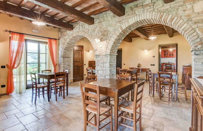 Holiday Home in Urbania With Hill Views - Foto 27