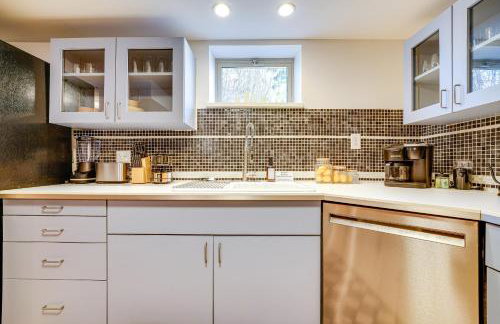 Pittsburgh Couples Retreat about 2 Mi to Downtown! - Foto 16