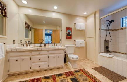 Mountain Cabin w/ Fireplace, Balcony & Easy Ski Access Bear Americana - Foto 51