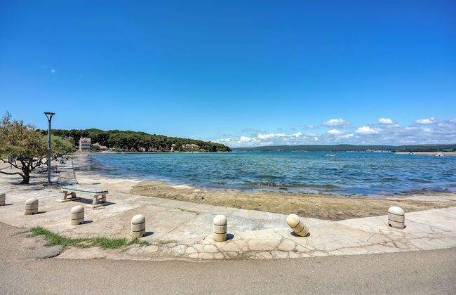 Seaview Apartment in Pasman A1 - Photo 14