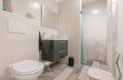 Maison spacieuse à Le Bois-Plage-en-Ré avec terrasse et stationnement - FR-1-835-5 - Foto 23