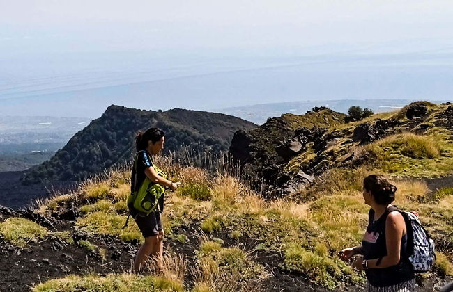 Trekking sull'Etna e alla Valle del Bove - Foto 1