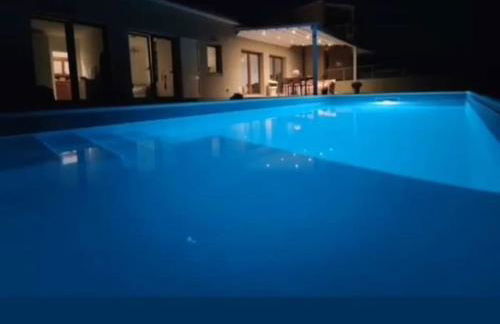 Villa Theoma - Foto 1