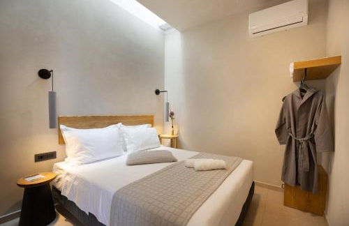 Mirthea Suites - Photo 32