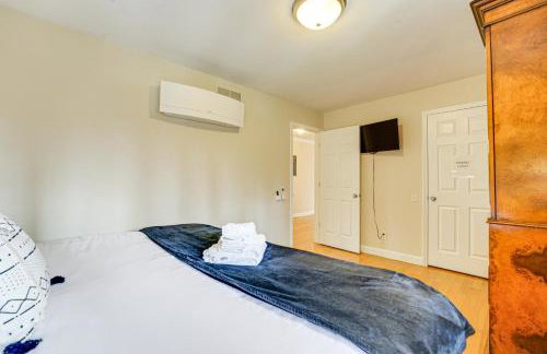 Bloomfield Retreat with Pool 6 Mi to Riverside Park - Foto 16