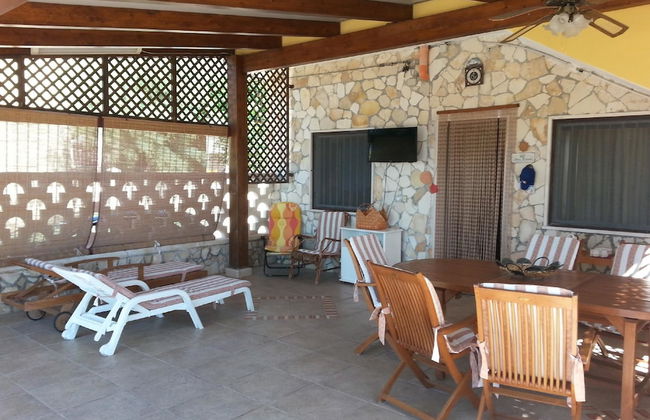 I Monaci Front Beach Specchiarica - Photo 23