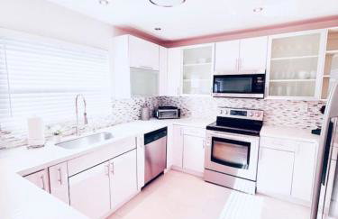 The Miami Grove Oasis - Photo 75