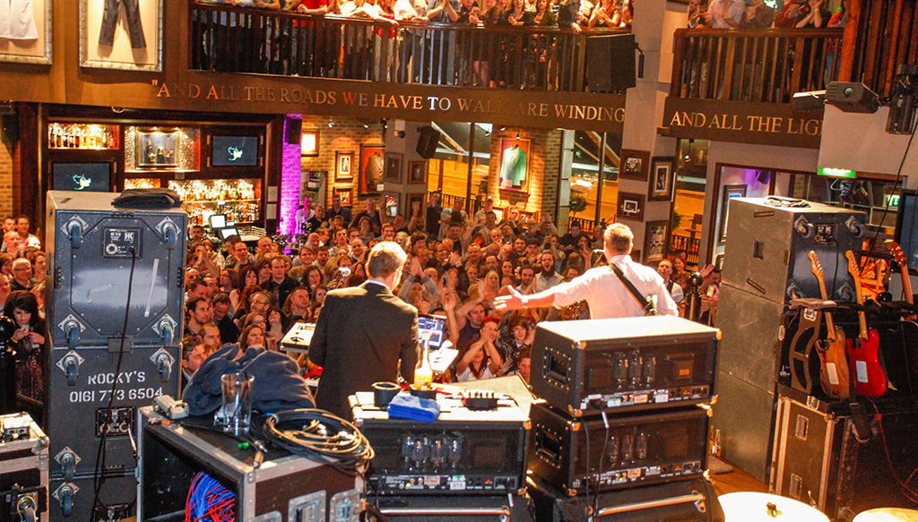 Hard Rock Cafe Manchester – acceso prioritario - Foto 1