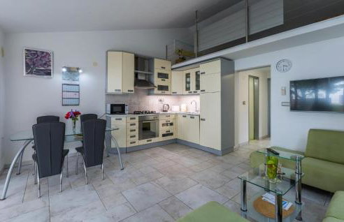 2 Bedroom Nice Home In Sveti Ivan - Foto 5