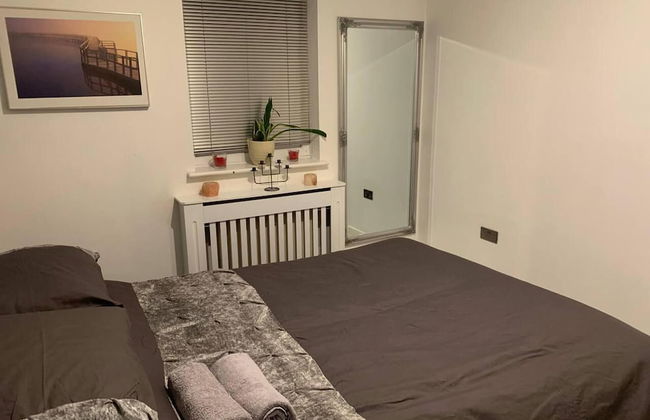 Lovely 2-bed Apartment in Wallasey, Sleeps 4 - Foto 4