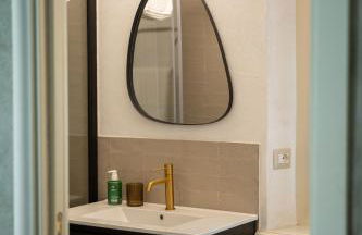 3 Bedrooms Old Town Secret Gem with Private Garden - Foto 27