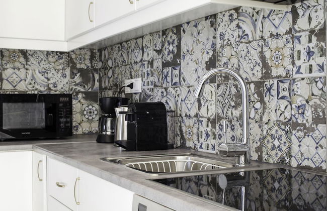 Talos Luxury Suites - Photo 28