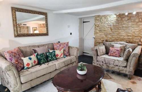 Swan Cottage, 5-Bedroom, Canal View, River, Private gardens, Free Parking's, WiFi, Oxford - Photo 55