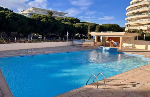 Appartement avec piscine et terrasse, proche plage, climatisé, garage à Fréjus - FR-1-226A-184 - Foto 14