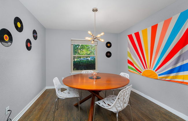 70s House Fun 6 Bedroom Pool Game Room - Foto 47