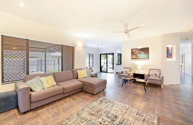 Cityside Hideaway Pool - Workstation - Markets - Foto 22