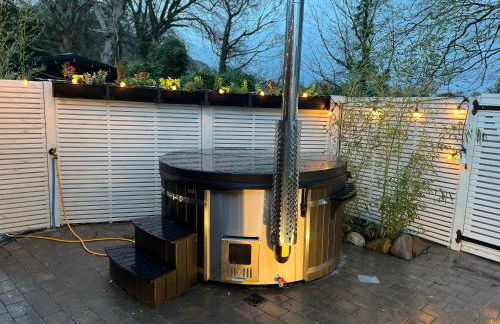 Caban Y Tan Ffawydd Luxury couples retreat with private Wood Fired Hot Tub - Foto 9