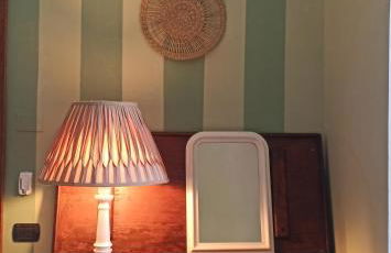 Florence castle apartment 2 bedrooms, 2 bathrooms - Photo 27